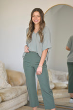 The Stretchy Work Pant - Olive