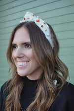 Brianna Cannon: White University of Arkansas Logo Headband