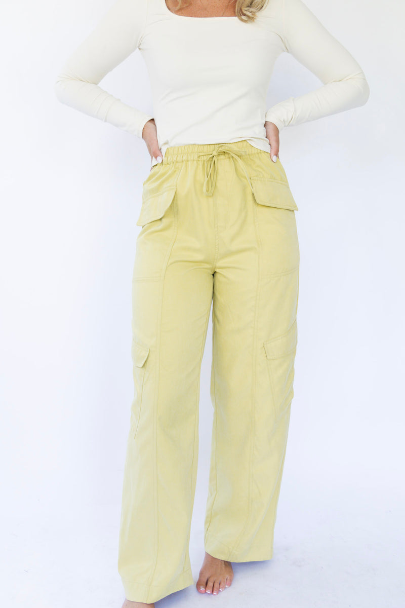 Rhodes Cargo Nylon Pants - Pear