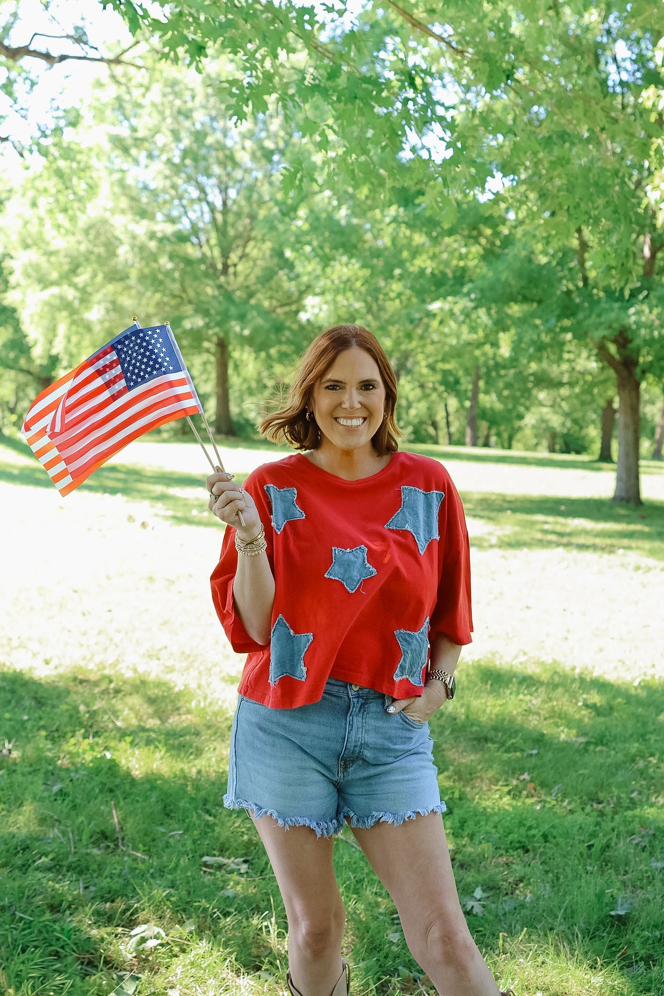 Stars Cropped Tee - Red