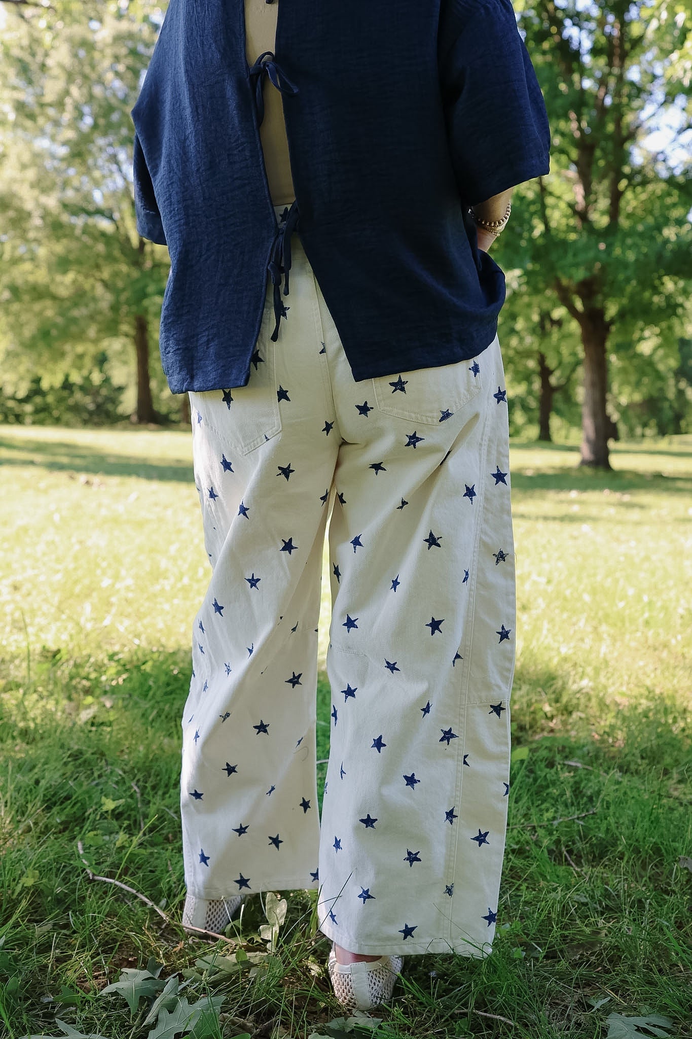 Distressed Stars Barrel Pants