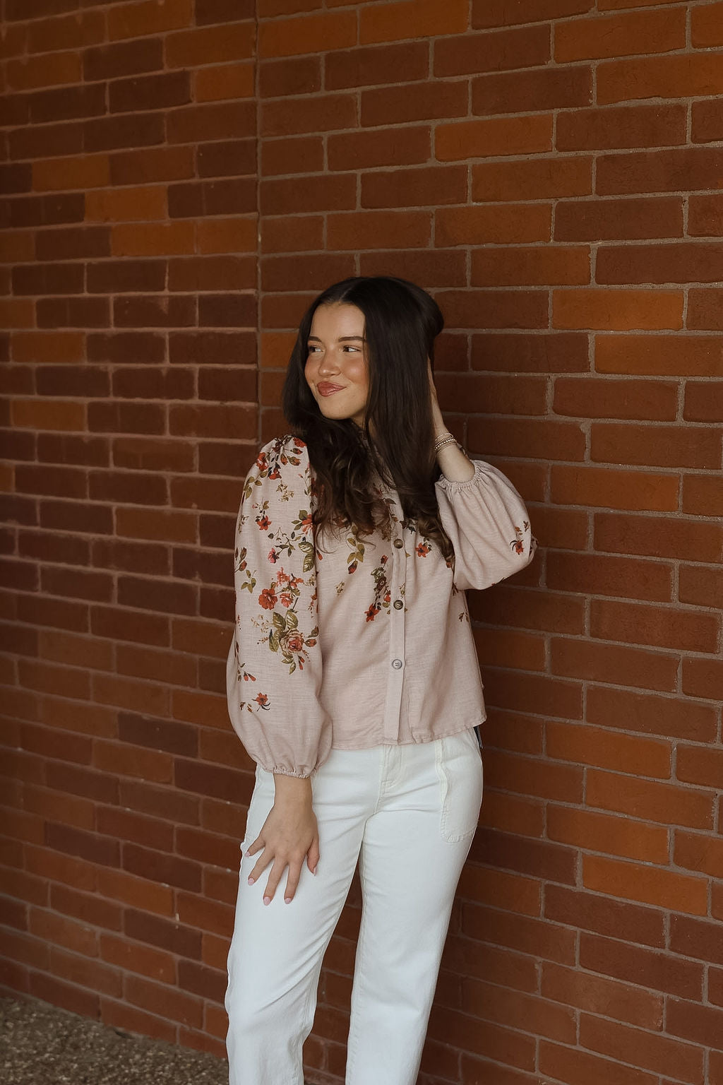 Linda Floral Top - Beige
