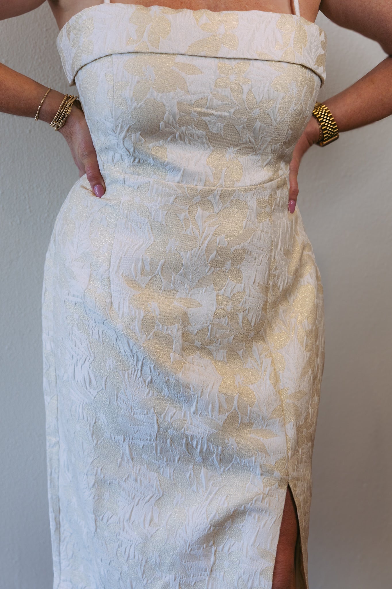 Jaqueline Jaquard Midi Dress - Cream/Gold