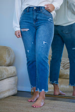 [KanCan] Michelle High Rise Slim Straight Leg Jeans- Medium Wash