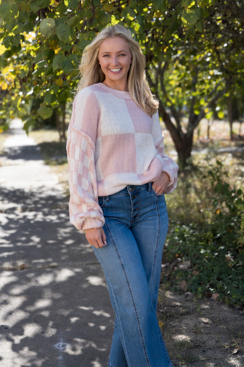 Oversized Checkered Sweater- Pink