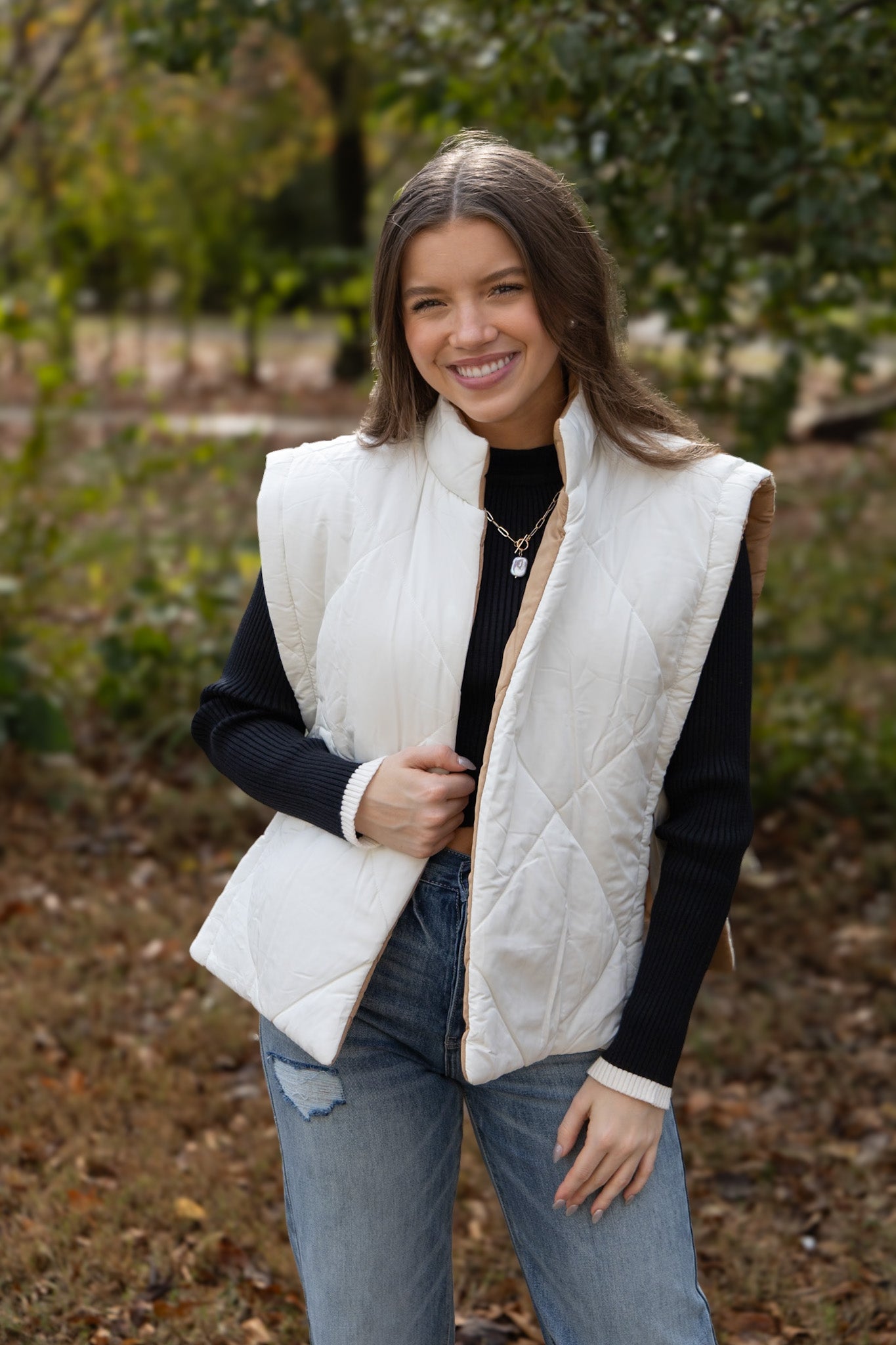 Dixie Reversible Puff Vest - Tan/White