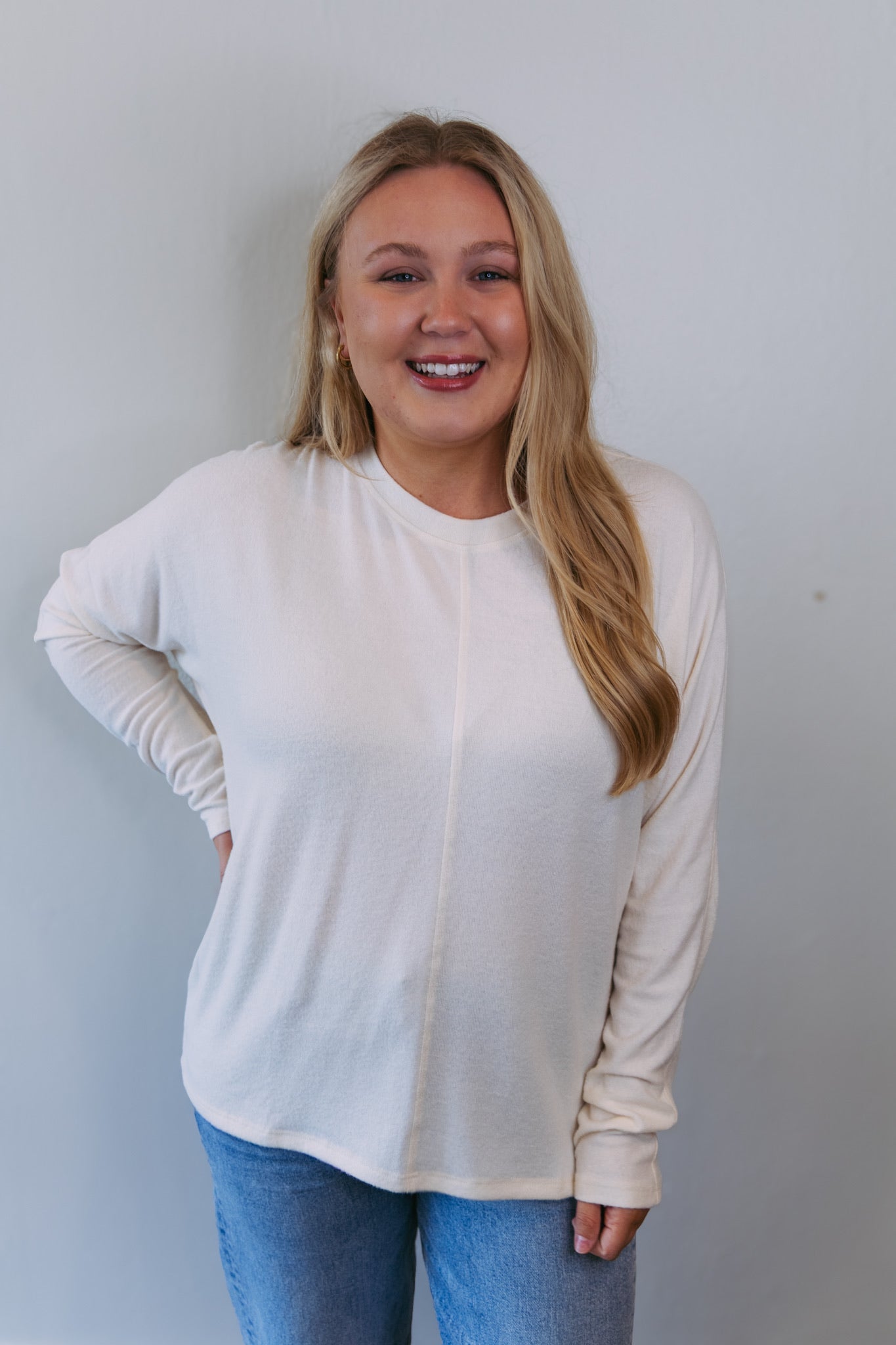 Center Seam Long Sleeve Top - Cream