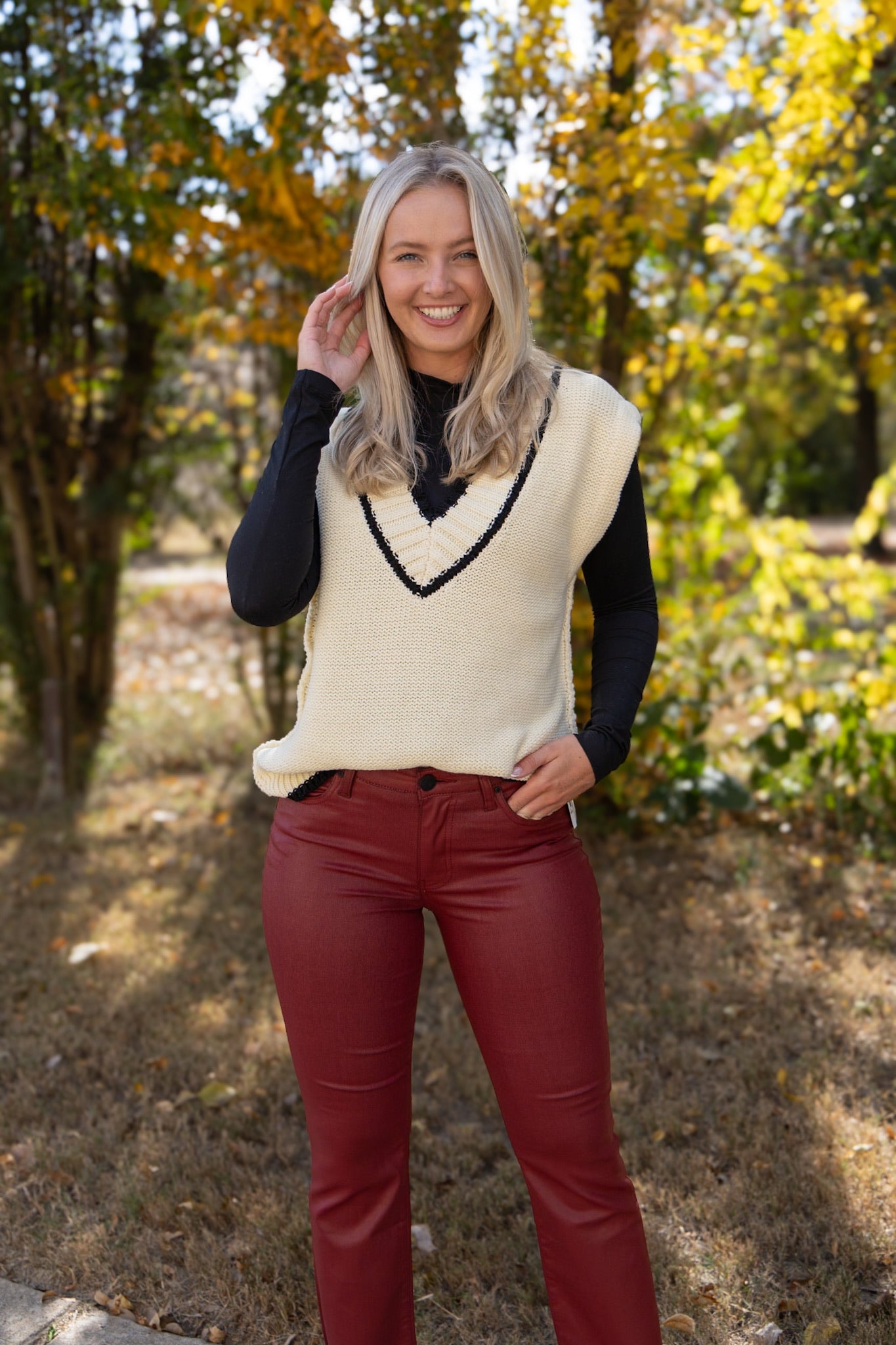 Ryker Relaxed Sweater Vest - Cream