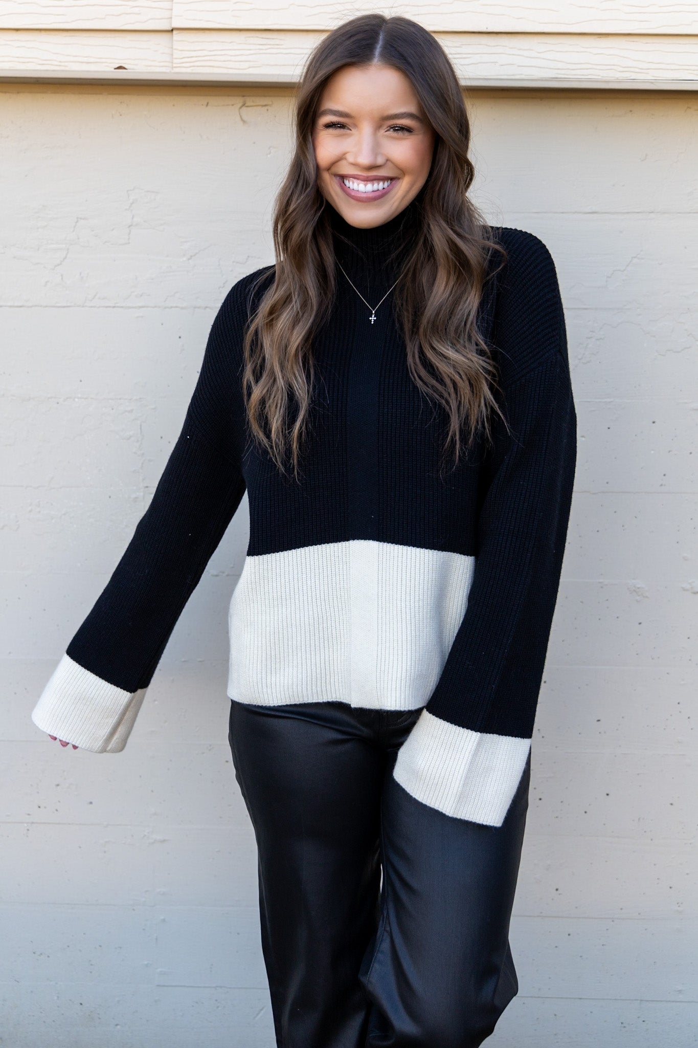 Bridgette Block Sweater - Black&White