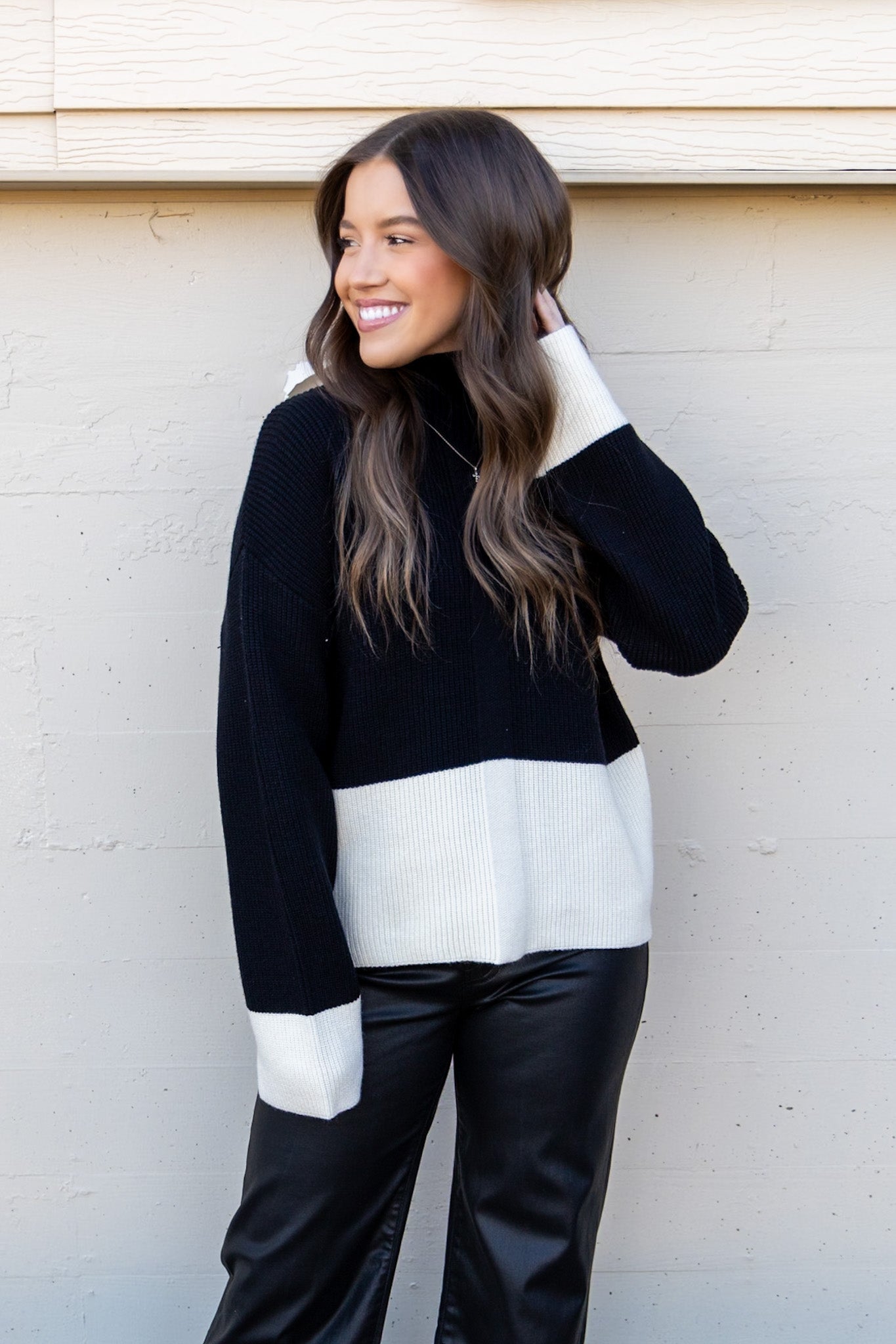 Bridgette Block Sweater - Black&White