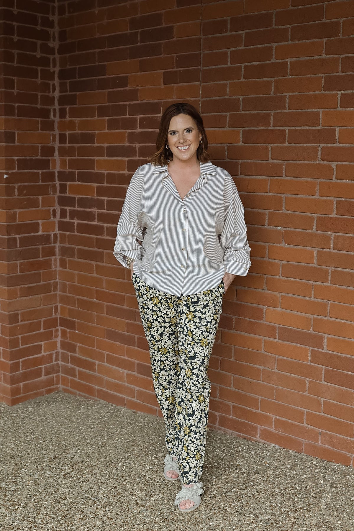 Alyssia Floral Pant - Antique Olive Meadow