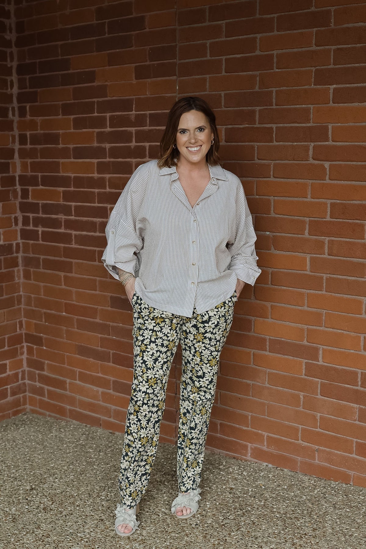 Alyssia Floral Pant - Antique Olive Meadow