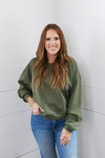 Pike Crop Pullover - Olive