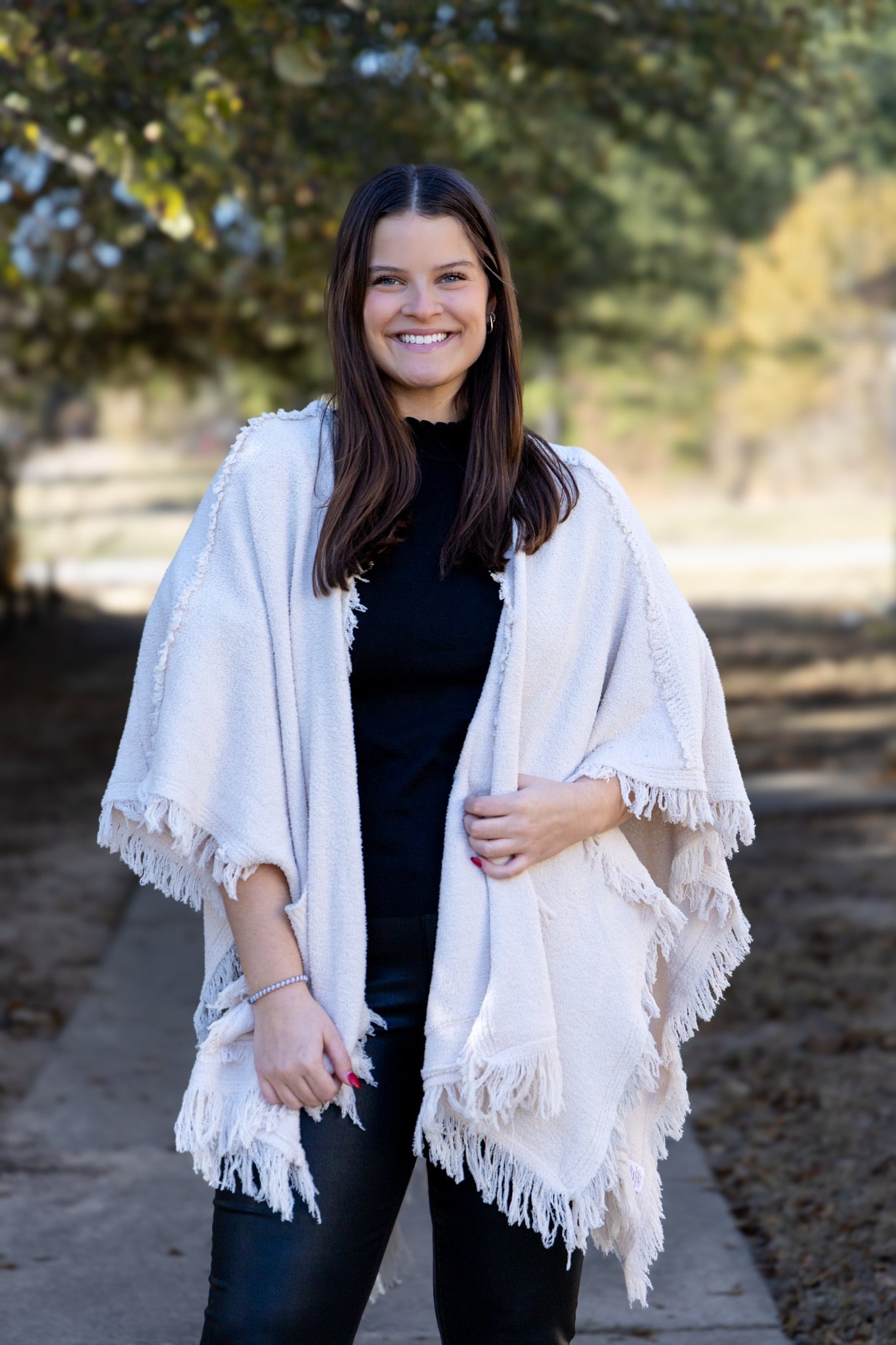 Whit Fringe Poncho - Cream