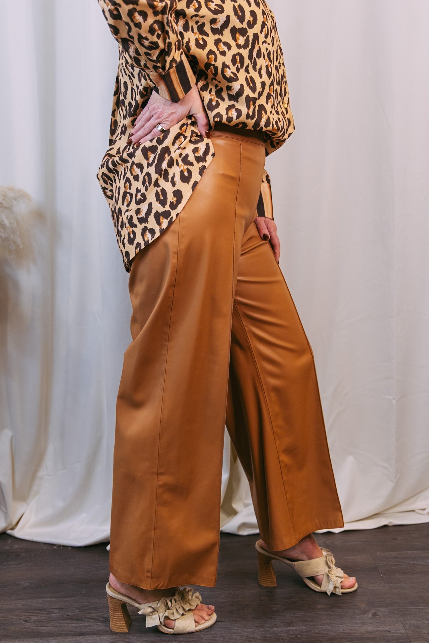 Sparkle Wide Leg Pant - Brown Sugar
