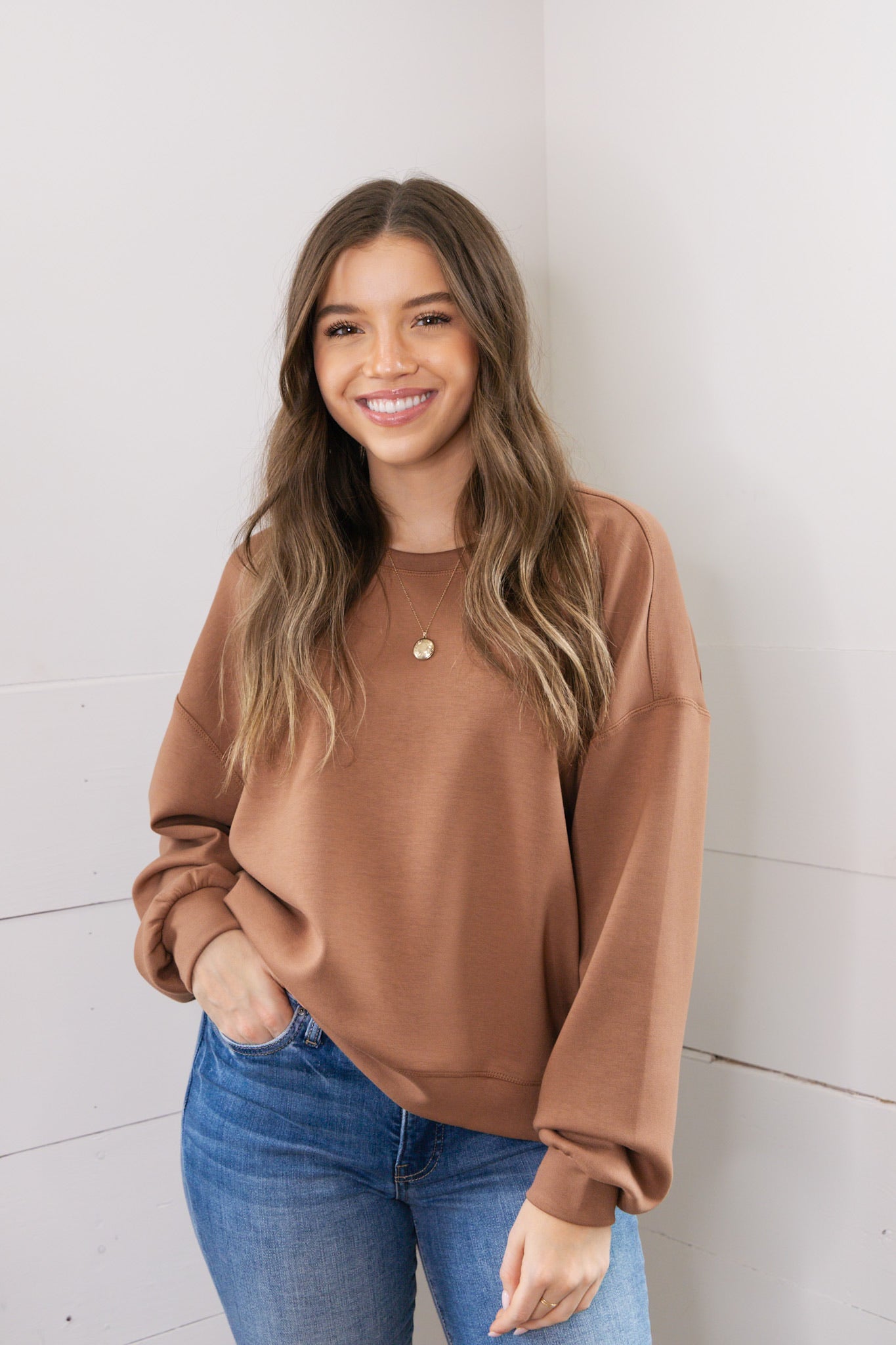 Pike Crop Pullover - Espresso