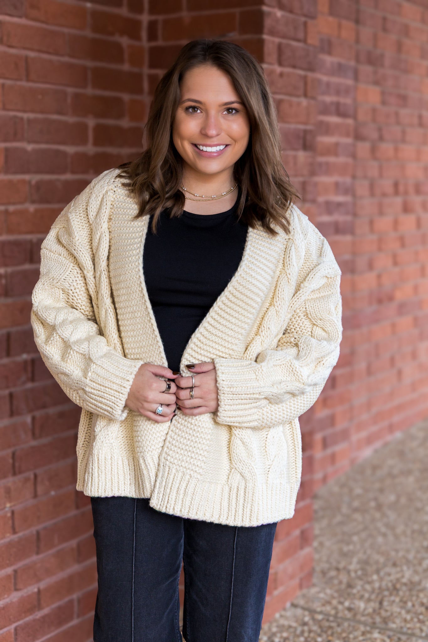 [Astrid] Cream Cardigan