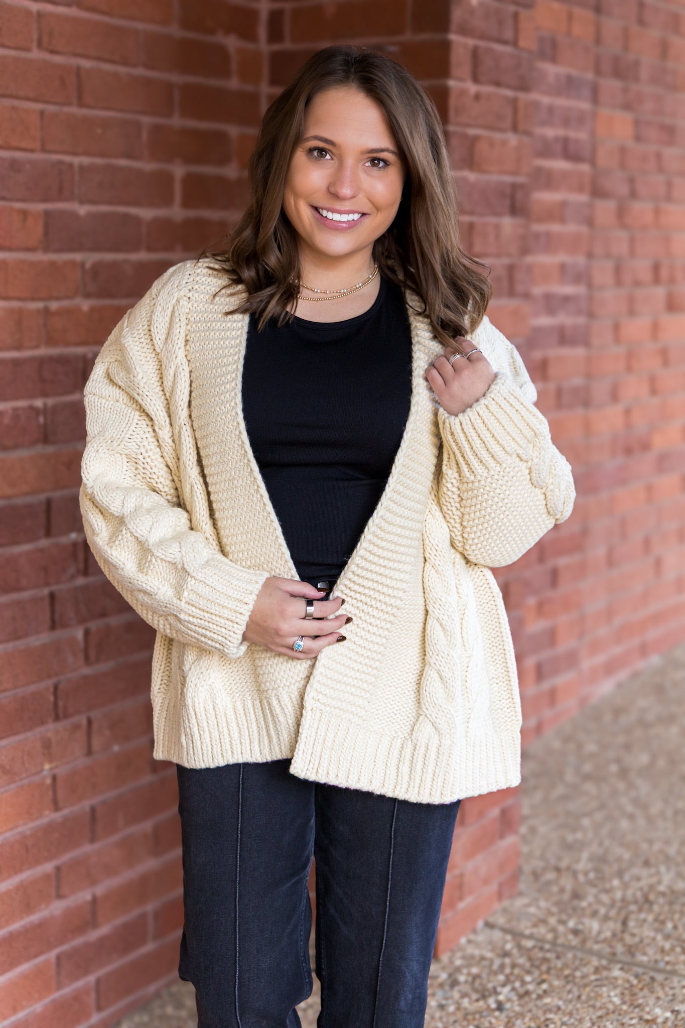 [Astrid] Cream Cardigan