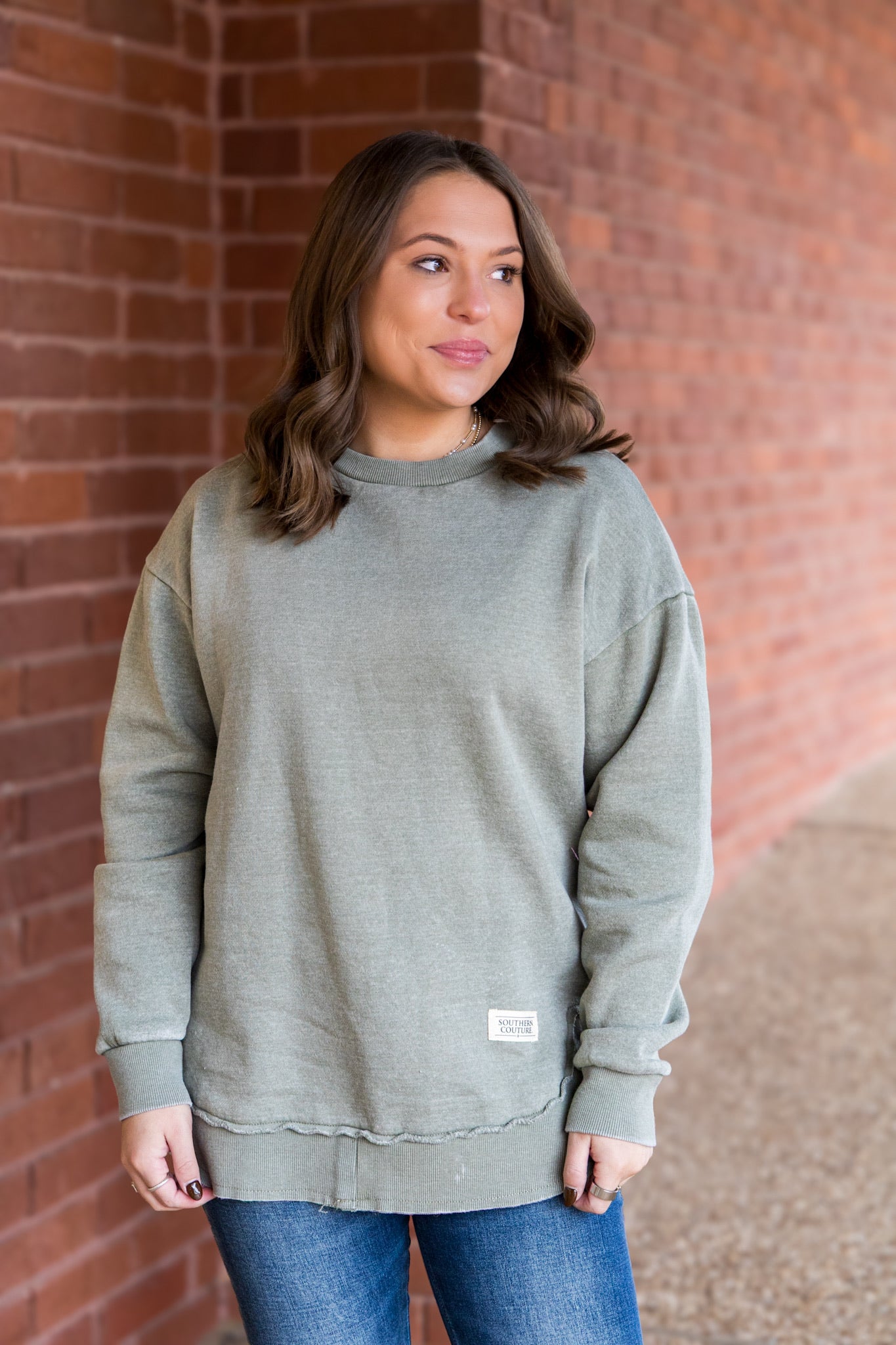 Southern Comfort Rounded Sweatshirt - Olive