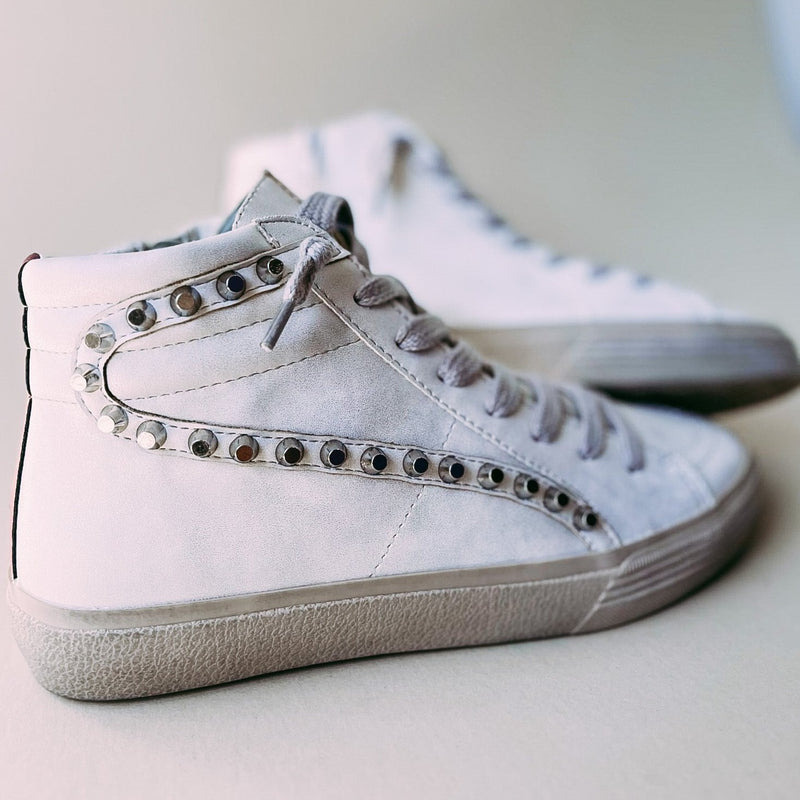 Roxie Sneakers- Metallic White