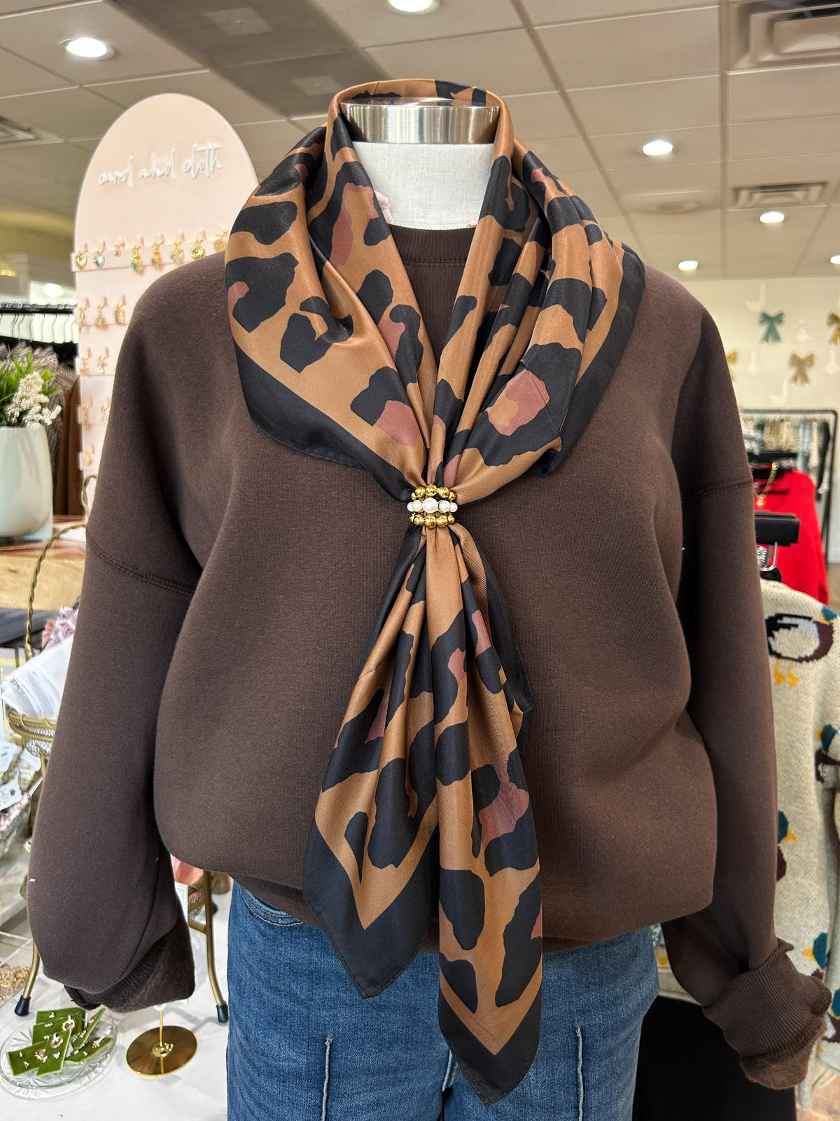 Large Leopard Scarf