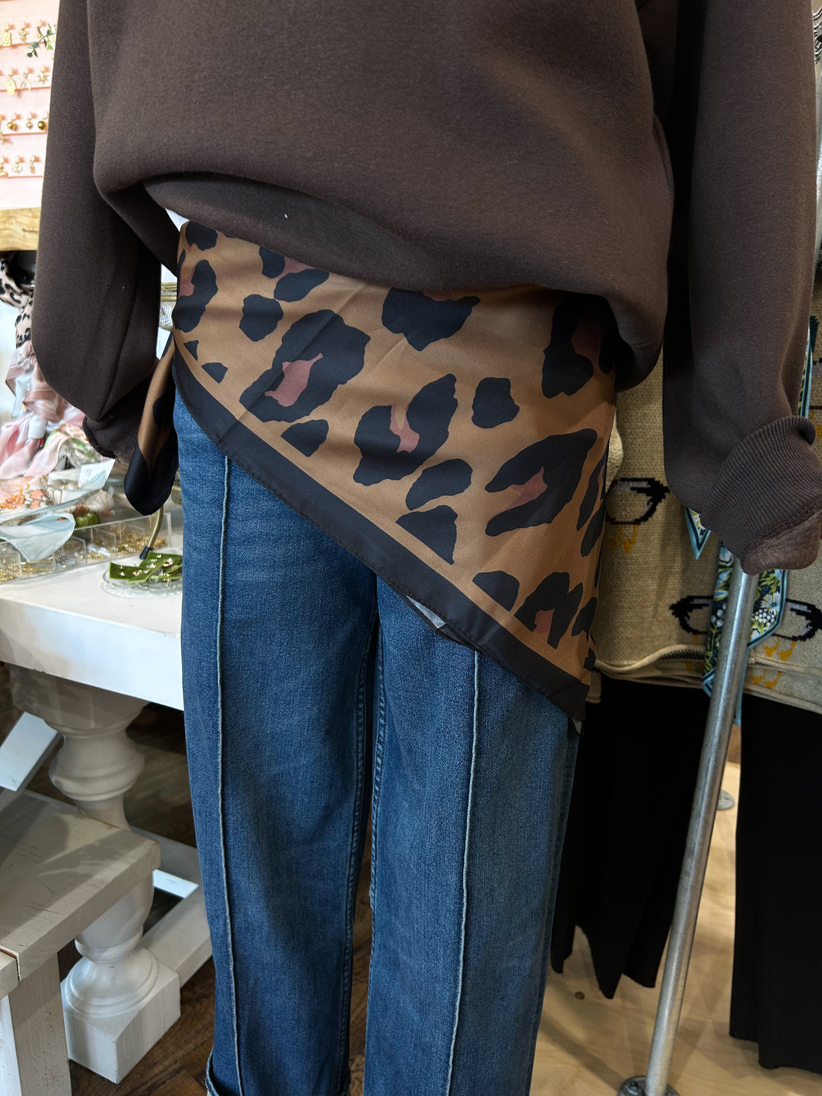 Large Leopard Scarf