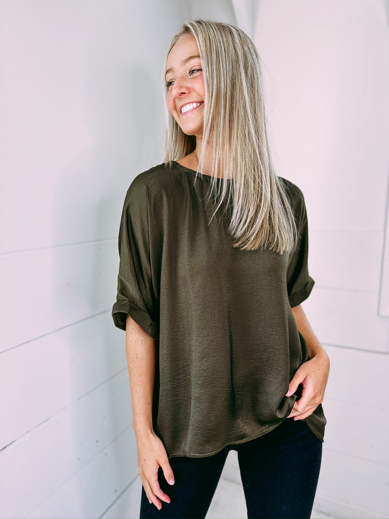Chain Reaction Oversized Top - olive