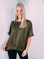 Chain Reaction Oversized Top - olive