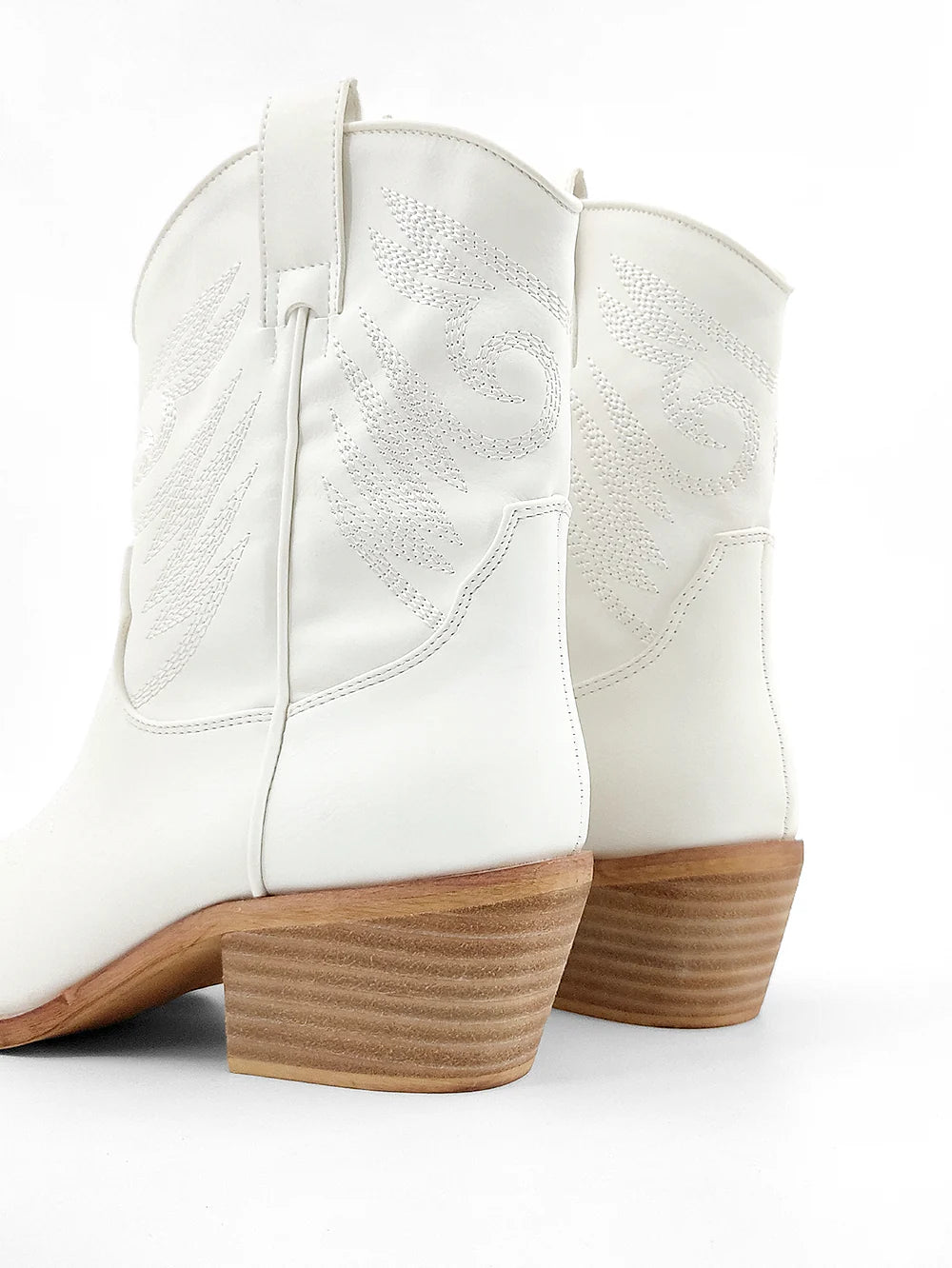 Zahara Boots- White