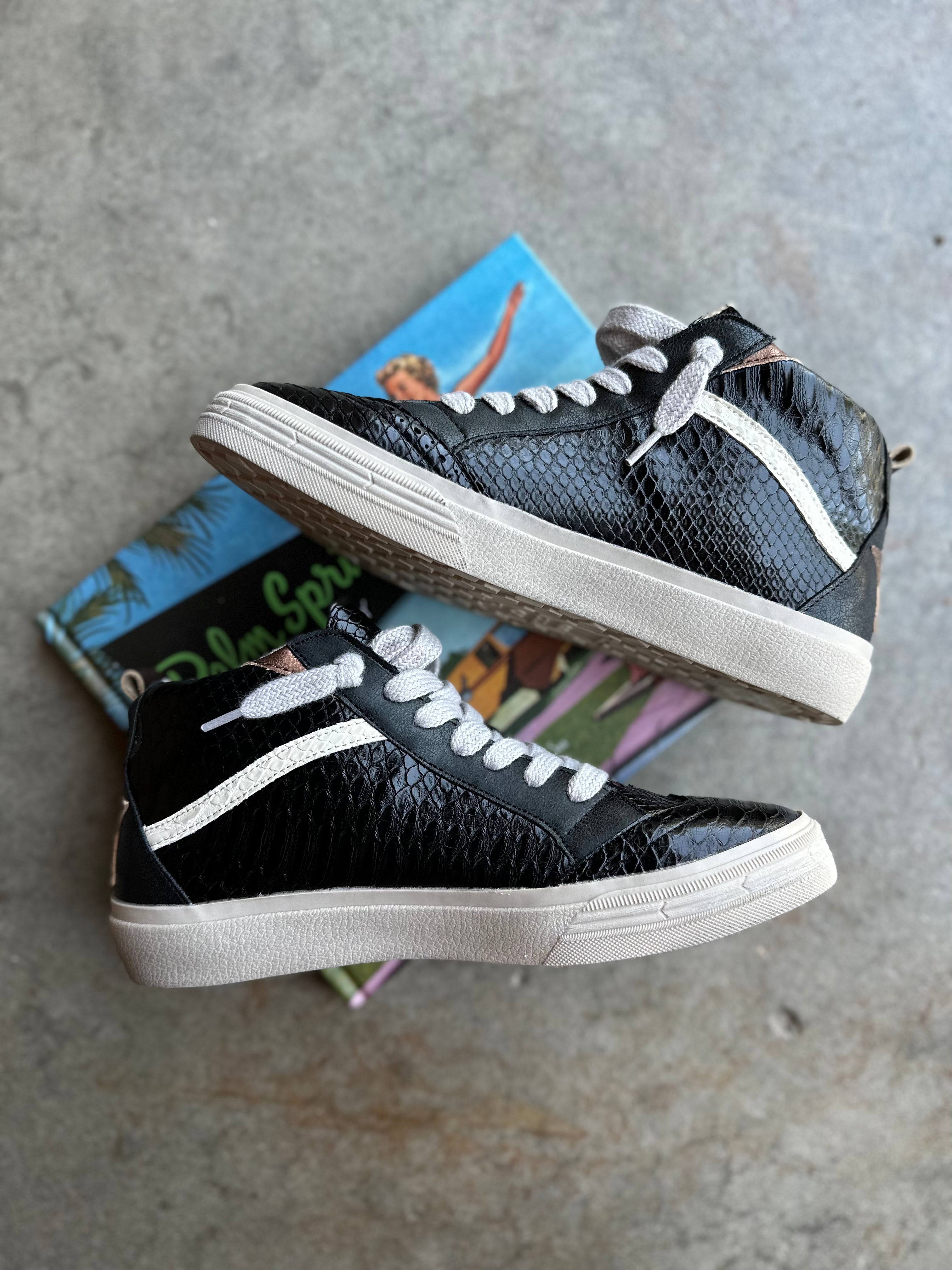 Riley Sneakers - black snake