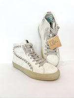 Roxie Sneakers- Metallic White