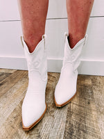 Zahara Boots- White
